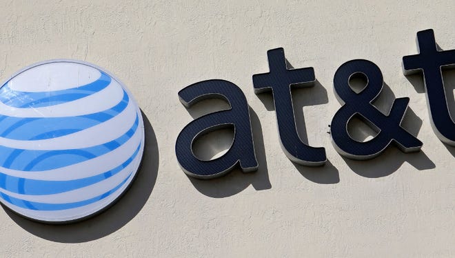 AT&T new customers can still get the older, cheaper plans over the phone (888-333-6651) or in its stores.