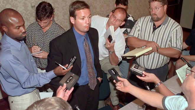 Oklahoma coach Bob Stoops talks to during his first Big 12 media day in 1999.