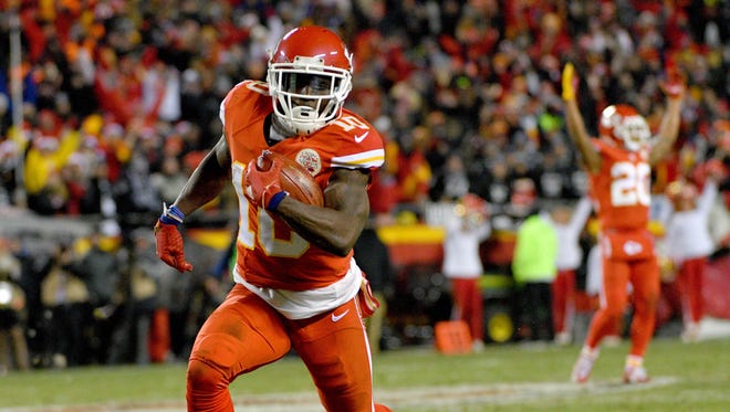 9. Chiefs: Expecting Tyreek Hill to hold down the No. 1 WR job might be a leap after he averaged just 9.7 yards per catch as a rookie. Watch out for third-round rookie RB Kareem Hunt, who could jolt the running game.
