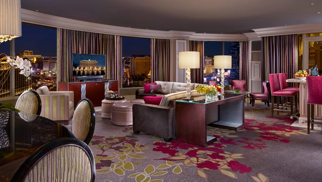 The Bellagio has many suites overlooking its fountains.
