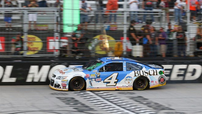 Kevin Harvick crosses the finish line to win Sunday at Bristol Motor Speedway.